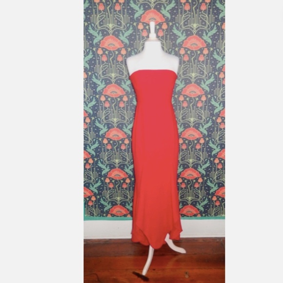 Lovers And + Friends Urgonia Red Strapless Formal Gown Dress Nwt S - Picture 3 of 7